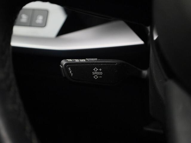 Audi A3 SPORTBACK 30 TFSI/110PK Business edition ·Apple/Android Car Play ·Navigatie · 18'' Velgen · Parkeersensoren ·