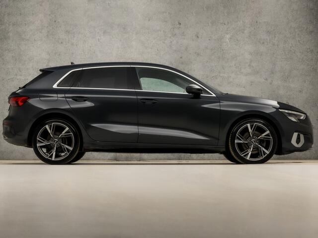 Audi A3 SPORTBACK 35 TFSI Sport 150Pk Automaat (APPLE CARPLAY, GROOT NAVI, CLIMATE, GETINT GLAS, SPORTSTOELEN, ZWART HEMEL, PARKEERSENSOREN, LED, LANE ASSIST, NIEUWSTAAT)