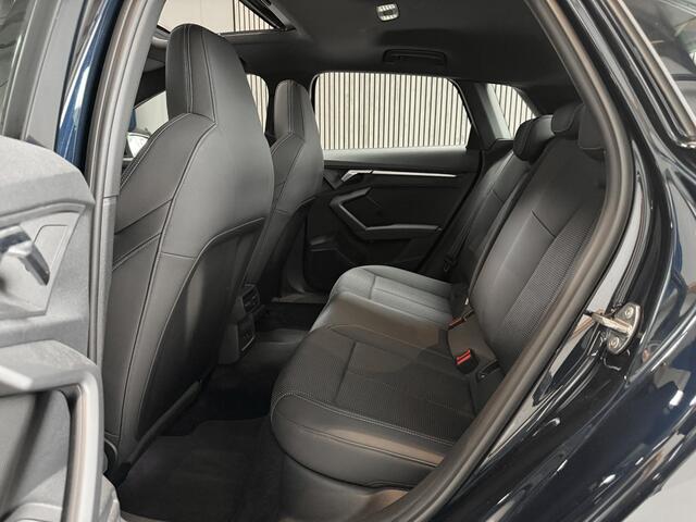 Audi A3 SPORTBACK 35 TFSI S Line - PANORAMADAK - AUTOMAAT - VITRUAL COCKPIT - SFEERVERLICHTING - KEYLESS - PARKEERCAMERA CARPLAY