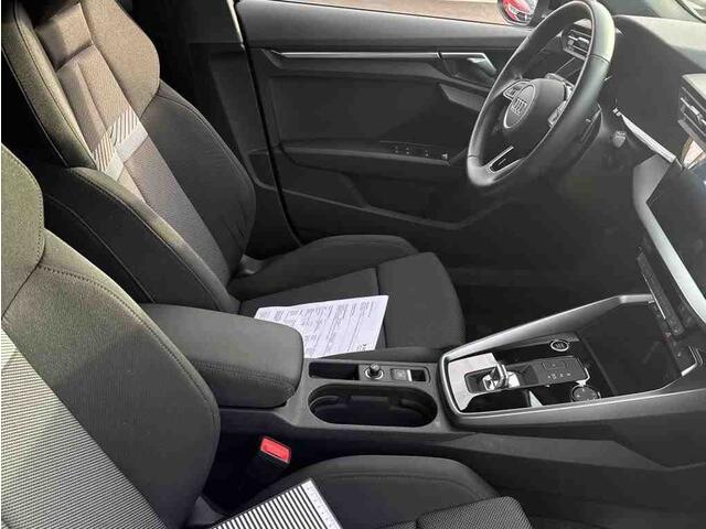 Audi A3 SPORTBACK 40 TFSI e 204pk PHEV S Line / Stoelverwarming / Camera