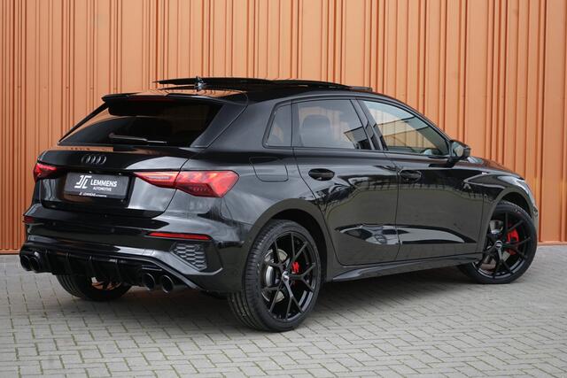 Audi A3 SPORTBACK 45 TFSI e S-line 245PK Panodak RS Stoelen Matrix B&O Massage VOL!