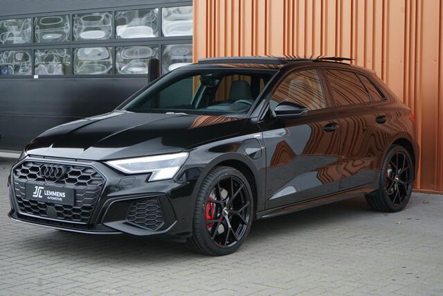 Audi A3 SPORTBACK 45 TFSI e S-line 245PK Panodak RS Stoelen Matrix B&O Massage VOL!