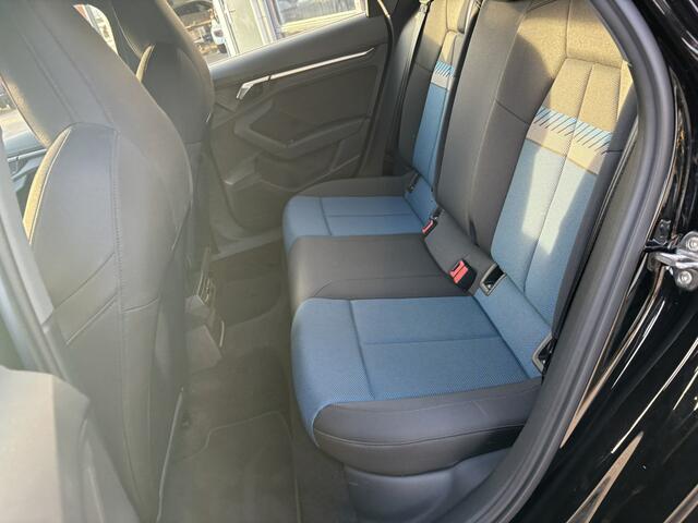 Audi A3 SPORTBACK 30 TFSI Advanced edition / Navi / Digital Cockpit / Applecarplay/AndroidAuto /