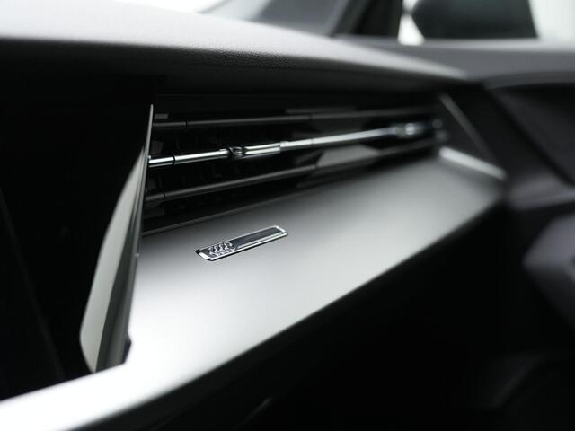 Audi A3 SPORTBACK 30 TFSI 110 pk S-tronic Advanced edition | Stoelverwarming | Navigatie | Cruise Control