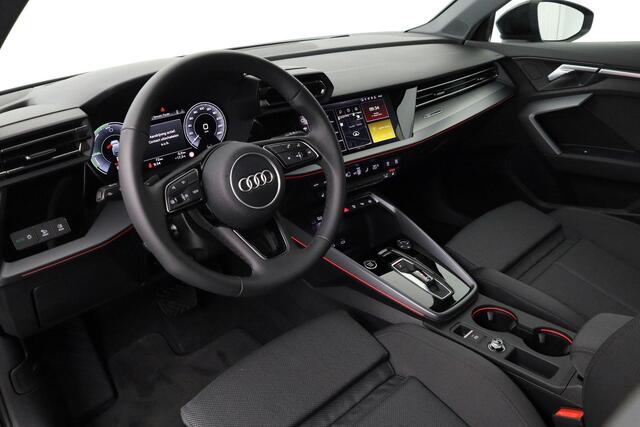 Audi A3 SPORTBACK 40 TFSI e 204 pk Advanced edition | Assis.pak driving+parking plus | Optiekpakket zwart plus | Warmtewerend glas donker tint | Trekhaak |