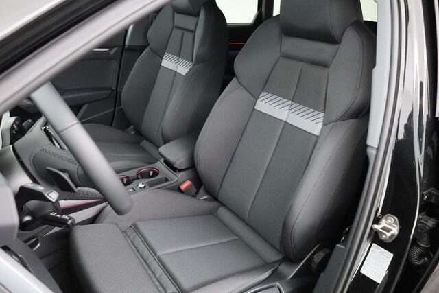 Audi A3 SPORTBACK 40 TFSI e 204 pk Advanced edition | Assis.pak driving+parking plus | Optiekpakket zwart plus | Warmtewerend glas donker tint | Trekhaak |