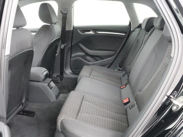 Audi A3 SPORTBACK 1.0 TFSI Sport | Sportstoelen | Full LED | Navigatie | Parkeerhulp | Cruise control | Airco | Bluetooth