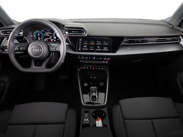 Audi A3 SPORTBACK 40 TFSI e Pro Line 204pk | 18 inch Lichtmetalen velgen | Led koplampen | Sportstoelen | Verlengde garantie