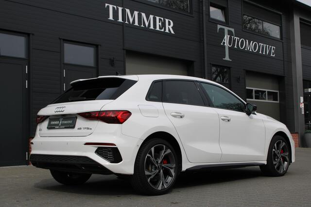 Audi A3 SPORTBACK 45 TFSI e S Edition - Volledig dealer onderhouden - Matrix - Adaptieve Cruise Control - 18 Inch - Virtueel cockpit - Zwart Hoogglans lijsten - Leuke frisse Audi - Achteruitrijcamera