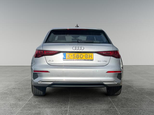 Audi A3 SPORTBACK 30 115pk TFSI Business edition Cruise control | Parkeersensoren voor en achter | Audi virtual cockpit