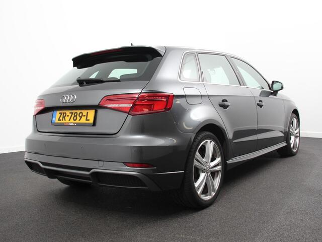 Audi A3 SPORTBACK 1.5 TFSI CNG Automaat S-Line Navigatie Parkeersensoren achter Cruise Control Stoelverwarming 18"Lichtmetalen velgen Ledverlichting Climate Control