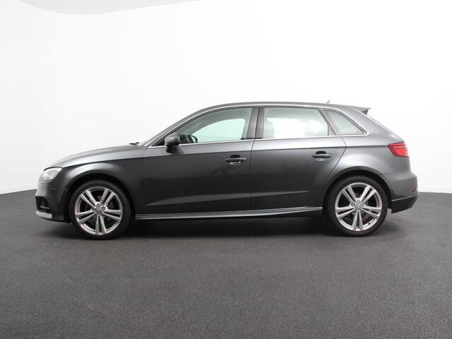 Audi A3 SPORTBACK 1.5 TFSI CNG Automaat S-Line Navigatie Parkeersensoren achter Cruise Control Stoelverwarming 18"Lichtmetalen velgen Ledverlichting Climate Control