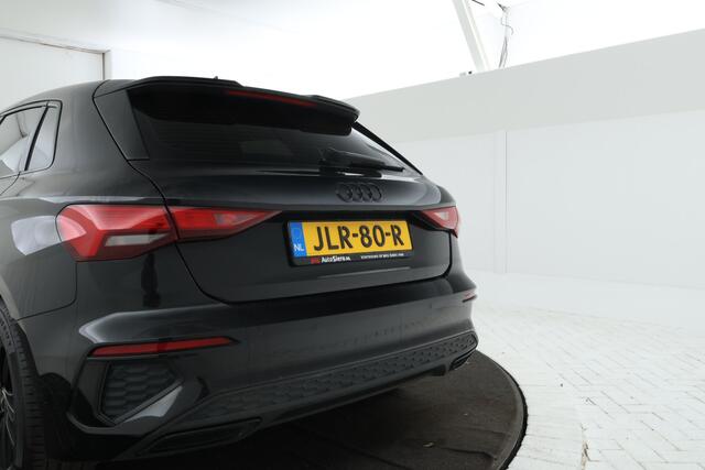 Audi A3 SPORTBACK 30 TFSI S edition Automaat, Navigatie, Full Black!