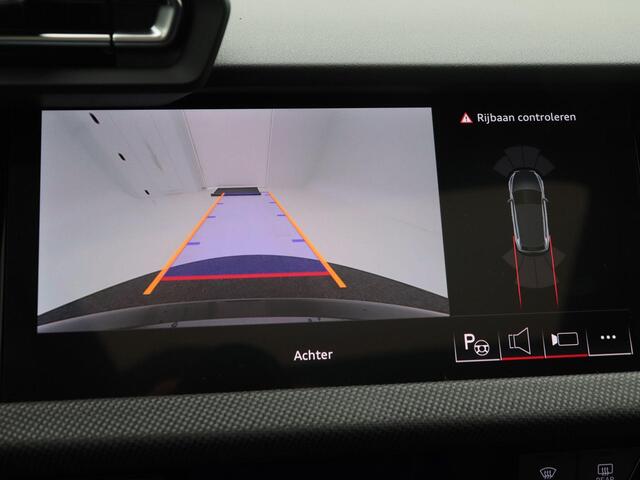 Audi A3 SPORTBACK 45 TFSi e 245 Pk S-Line Competition | Stoelverwarming | Panorama dak | Sonos Audio | Camera | Full LED | 18 Inch | 155 Km !!