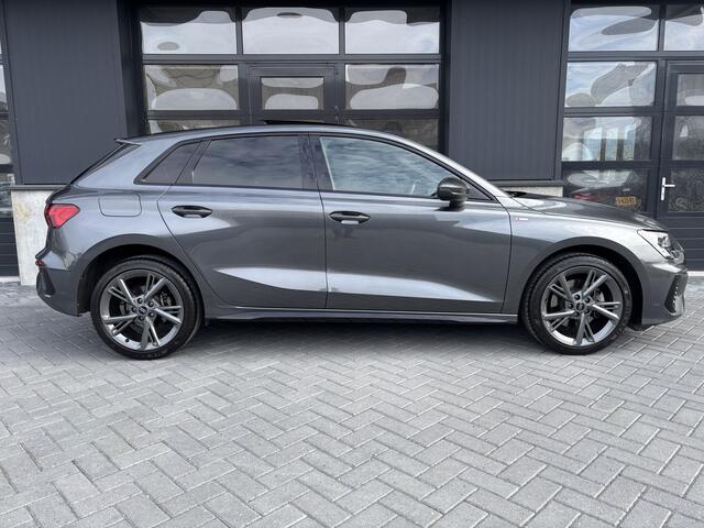 Audi A3 SPORTBACK 40 TFSI e S-Line Pano Keyless