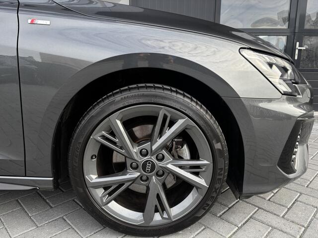 Audi A3 SPORTBACK 40 TFSI e S-Line Pano Keyless