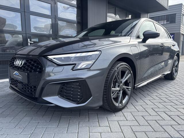 Audi A3 SPORTBACK 40 TFSI e S-Line Pano Keyless