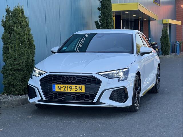 Audi A3 SPORTBACK 35 TFSI 150 PK S edition CARPLAY/ANDROID | CRUISE | DIGI.DASHB | LED | DAB | PDC | 18'LMV | 1'EIG, NIEUW STAAT!!