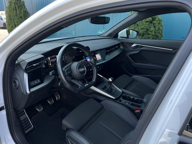 Audi A3 SPORTBACK 35 TFSI 150 PK S edition CARPLAY/ANDROID | CRUISE | DIGI.DASHB | LED | DAB | PDC | 18'LMV | 1'EIG, NIEUW STAAT!!
