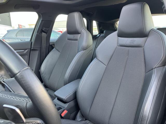 Audi A3 SPORTBACK 40 TFSIe 150kW/204PK S Line · Panoramadak · Drive select · Camera + Parkeersensoren