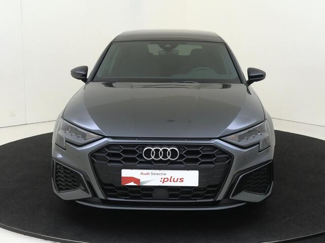 Audi A3 SPORTBACK 45 TFSI e S edition Competition | SoH 100% | Panoramadak | Bang & Olufsen | Virtual cockpit Plus | Stoelverwarming | Lederen bekleding | CarPlay | Cruise control |