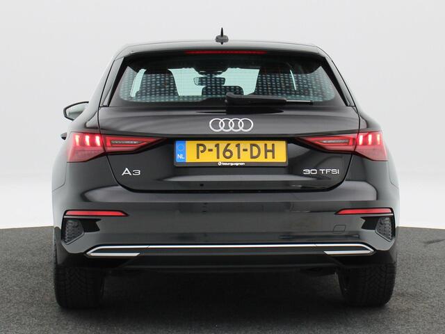 Audi A3 SPORTBACK 30 TFSi 110 Pk Automaat Advanced edition | Full LED | Cruise Control | Sportstoelen | CarPlay | Navigatie | 18 Inch | 61.672 Km !!