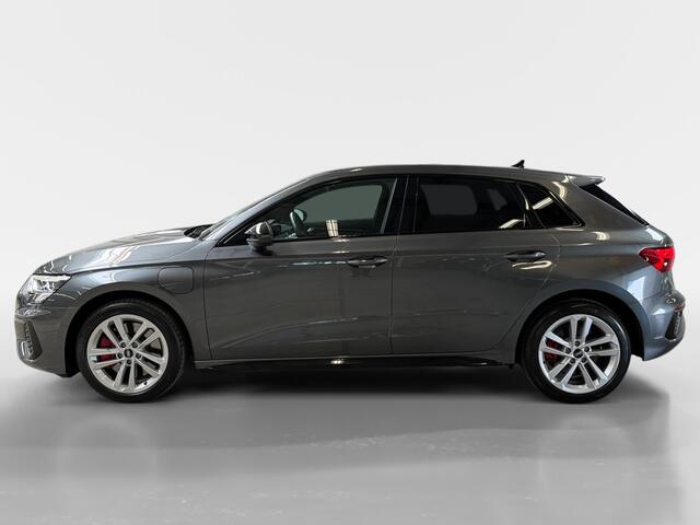 Audi A3 SPORTBACK 45 TFSI e S edition Competition I Sportstoelen I Stoelverwarming I Cruise Control