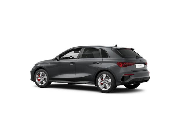 Audi A3 SPORTBACK 45 TFSI e S edition Competition | 245 PK | SoH 91% | Adaptive cruise control | Stoelverwarming | Navigatiesysteem |