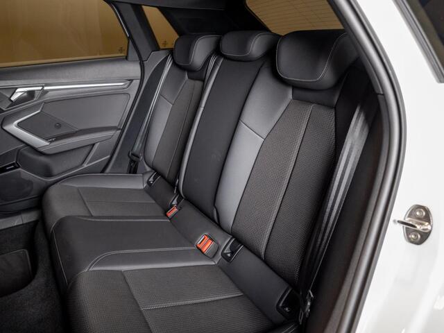Audi A3 SPORTBACK 35 TFSI S-Line edition / 150pk / Panorama dak / Sonos / Achteruitrij camera /