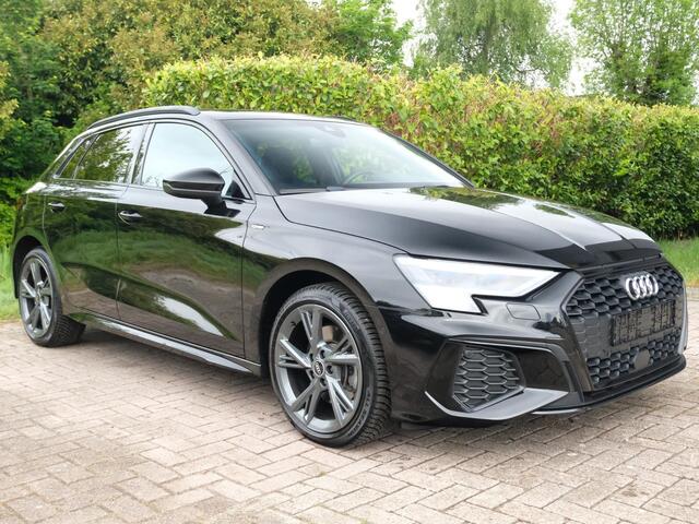 Audi A3 SPORTBACK 40 TFSI e S edition 245 PK | S line | All-Season | Elektrische klep | Sportstoelen | Dodehoeksensoren | 18 inch | Stoelverwarming | Keyless | Dealer Onderhouden | Draadloos Laden