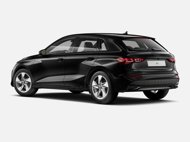 Audi A3 SPORTBACK 40 TFSI e Advanced edition 204 PK · Assistent rijden en parkeren plus · Optiekpakket zwart plus · Lichtpakket plus ambient light