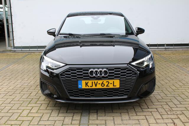 Audi A3 SPORTBACK 40 TFSI e Edition | Incl. 12 maanden Garantie | Achteruitrijcamera | Adaptive cruise controle | Apple CarPlay/Android Auto | Keyless entry/start | Climate controle | Automatisch inparkeren | Navigatie | Parkeersensoren V+A | Virtual cockpit |