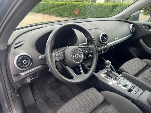 Audi A3 SPORTBACK 35 TFSI CoD Design Pro Line Plus | Cruise Control | Airco | NAVI Full map | Elek. Panorama Dak | Bluetooth