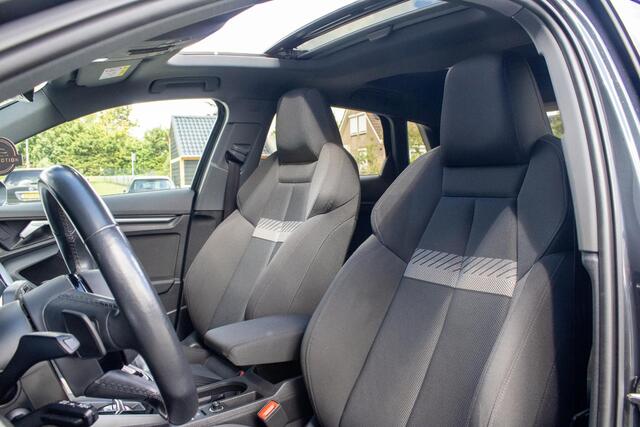 Audi A3 SPORTBACK 40 TFSIe Advanced edition Pano Camera Led Stoelverwarming