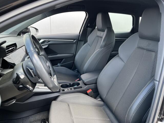 Audi A3 SPORTBACK 35 TFSI S-Line / AUTOMAAT/ 150 PK/ SMARTPHONE INTERFACE/ PARKEER SENSOREN V+A/ CRUISE CONTROL/ KEYLESS/ DIGITAL DASH/ DAB/ NAVI/ CLIMA/ LED/ 17'' LMV