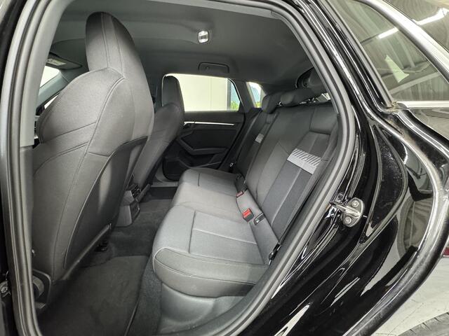 Audi A3 SPORTBACK 30 TFSI Advanced edition | Navigatie | Parkeersensoren | Adaptive Cruise Control | Climate Control |