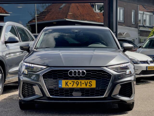 Audi A3 SPORTBACK 35 TFSI AUT7 2X S-LINE EDITION ONE NAVI CAMERA DIGI-DASH APPLE-CARPLAY LED LMV PDC