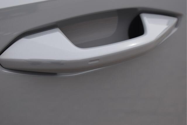 Audi A3 SPORTBACK 2.5 TFSI RS 3 quattro 400 PK RS-Dynamic | Vol | B&O | Keyless | HUD | Keramisch | Massagestoelen | Camera | Open dak