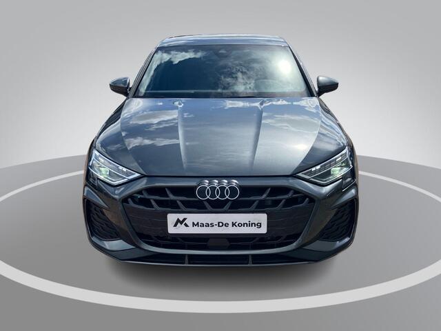 Audi A3 SPORTBACK 40 TFSIe/204PK S Line · Camera · Navigatie · Leder/stof · Garantie t/m 06-03-2029 of 80000km.
