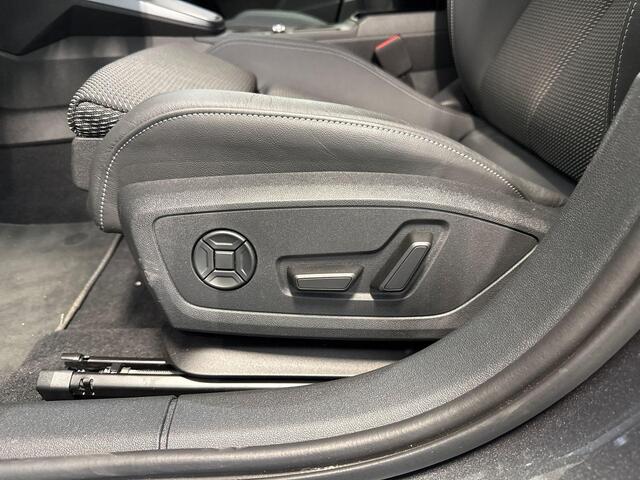 Audi A3 SPORTBACK 45 TFSI e 272pk S edition Competition · SONOS Audio · Camera · Trekhaak · Stoelverwarming · Apple/Android Car Play · Elektrische best. stoel · Adaptive Cruise Control · Garantie t/m 12-08-2030 of 100.000km