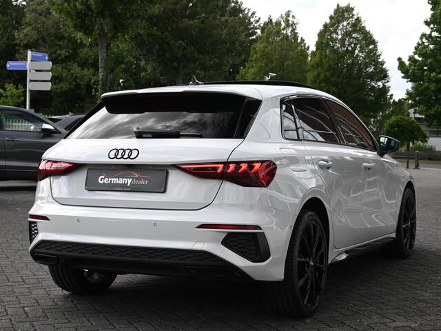 Audi A3 SPORTBACK 45TFSI E 245pk S-Edition Competition Pano Sfeerverl 19-Inch Virtual HUD Electr.Zetels