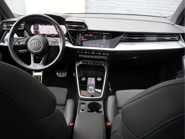 Audi A3 SPORTBACK 35 TFSI edition one S-Line Pano | Matrix LED | ACC | Keyless | Automaat