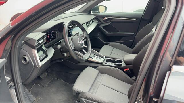 Audi A3 SPORTBACK 30 TFSI Advanced edition AUTOMAAT / PANORAMADAK / KEYLESS / FULL LED / CARPLAY / ACC / DAB+ / ELEK KOFFERKLEP / NL-AUTO