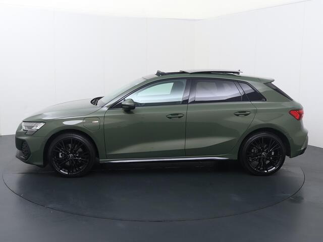 Audi A3 SPORTBACK 40 TFSI e S edition | SoH 100% | 204 PK | Adaptive Cruise Control | Panoramadak | Matrix LED | SONOS Premium 3D Sound | Achteruitrijcamera |