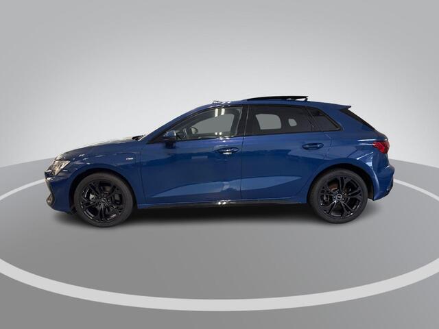 Audi A3 SPORTBACK 40 TFSI e S edition · Panoramadak · Camera · Sonos Sound · Dodehoeksensor · Head-Up Display · Keyless · Garantie t/m 31-08-2030 of 100.000km