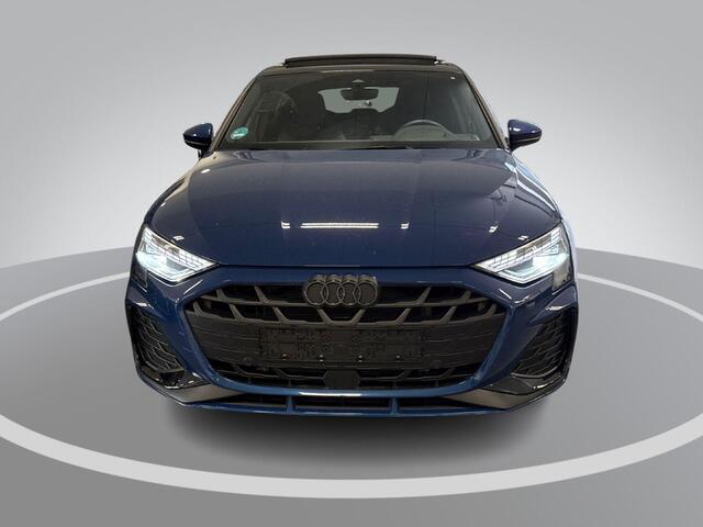 Audi A3 SPORTBACK 40 TFSI e S edition · Panoramadak · Camera · Sonos Sound · Dodehoeksensor · Head-Up Display · Keyless · Garantie t/m 31-08-2030 of 100.000km