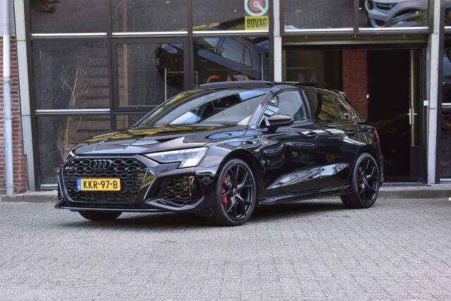 Audi A3 SPORTBACK 2.5 TFSI RS 3 quattro HUD Pano Massage Keyless B&O Lane