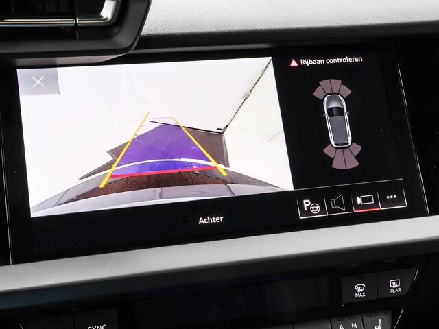 Audi A3 SPORTBACK 45 TFSIe 272pk S-tronic S edition Competition · Camera · Sonos Audio · Elektrische stoelverstelling · Keyless · Stoelverwarming · Afneembare Trekhaak · Fabrieksgarantie tot 03-04-2030 of 100.000km
