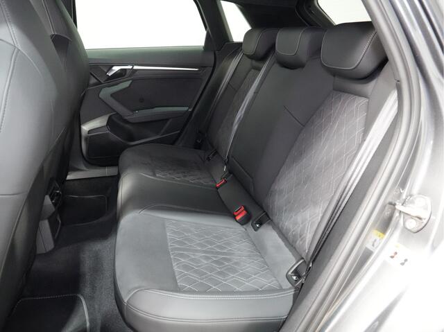 Audi A3 SPORTBACK 35 TFSI S Ed. | Matrix-LED | Navigatie | Stoelverw. | 19"Lm 70