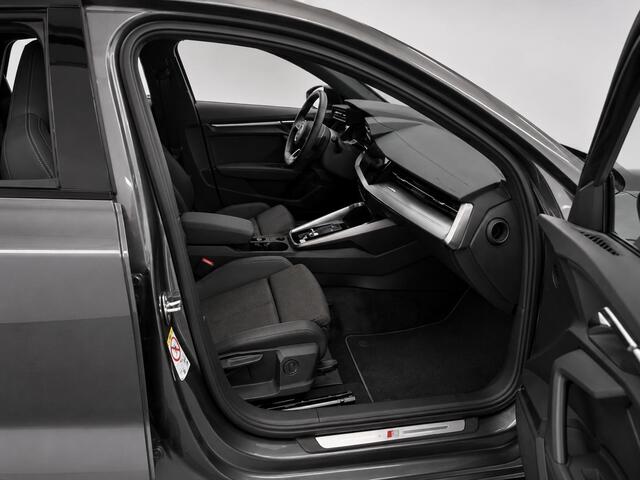 Audi A3 SPORTBACK 45 TFSI e S edition Competition Optiekpakket zwart plus ACC full-LED koplampen Trekhaak